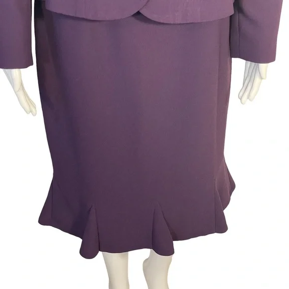 Le Suit Purple Plum 2 Piece Blazer Ruffle Skirt Suit Sz 8 - Picture 5 of 11